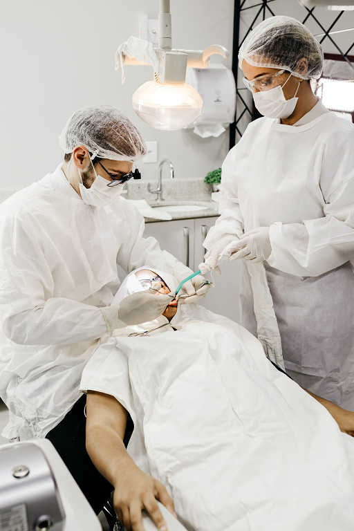 ¿Qué es una endodoncia dental?